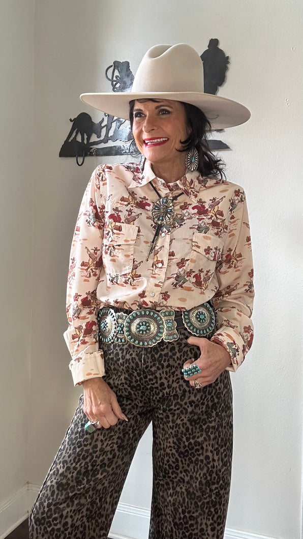 Howdy Hanny Wagon Wheel Pearl Snap Blouse